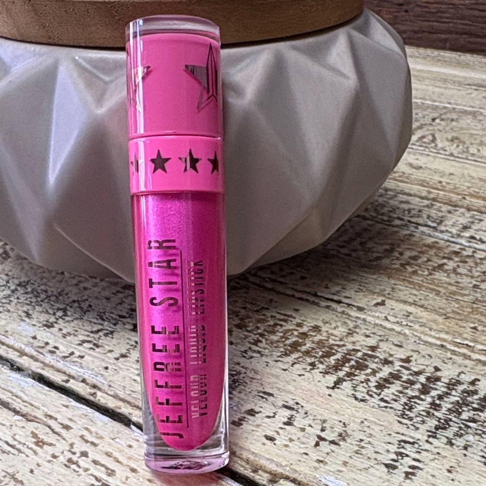 Jeffree Star Velour Liquid Lipstick - Bold Fuchsia